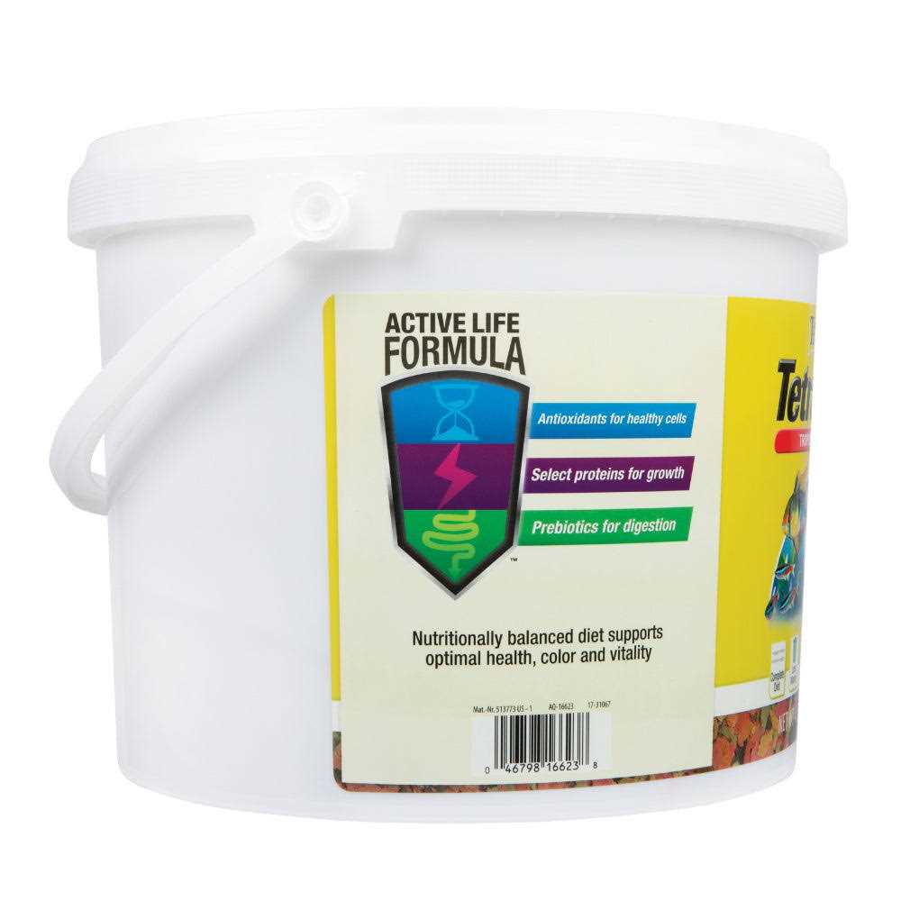 Tetra TetraMin Tropical Flakes Fish Food