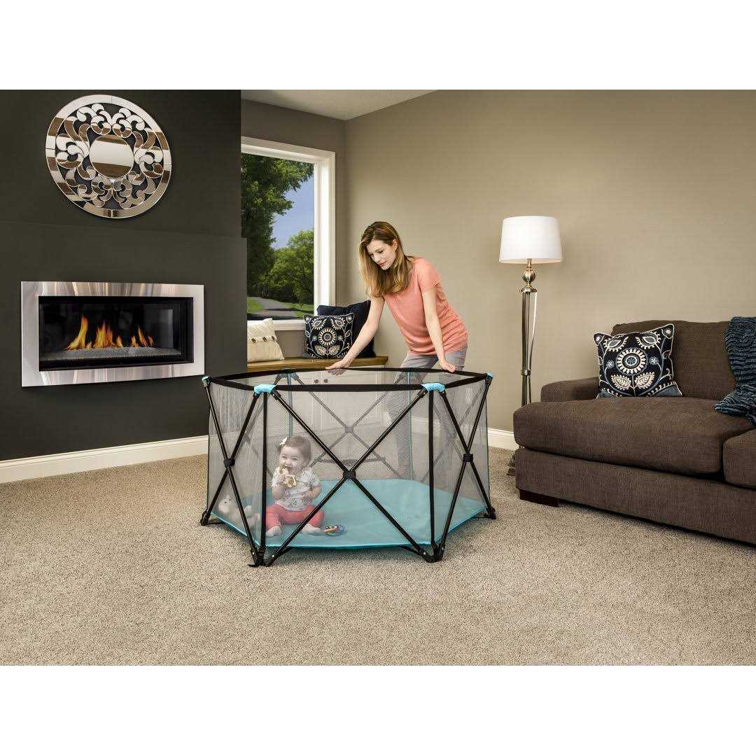 Regalo My Portable Play Yard Indoor and Outdoor