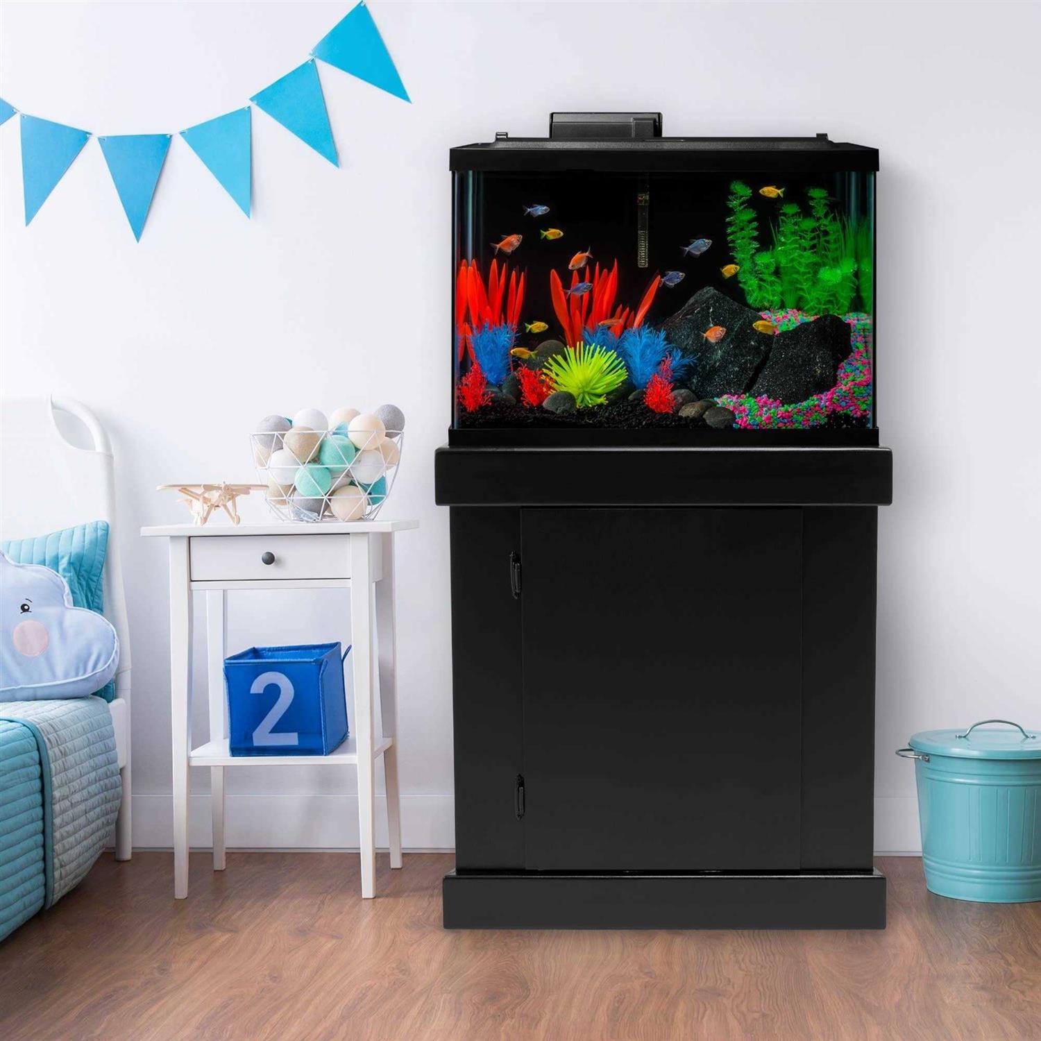 Alternative view of GloFish 20 Gallon Aquarium Kit with LED Lights Decor Heater and Filter