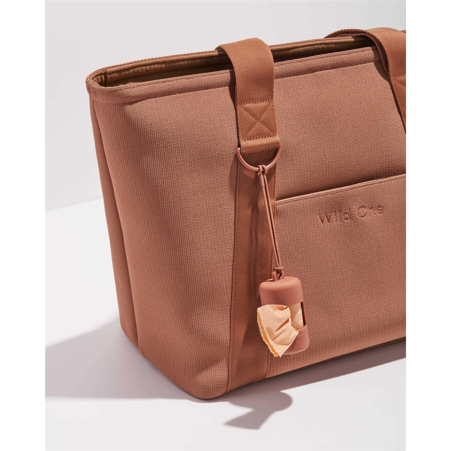 Alternative view of Wild One Everyday Carrier