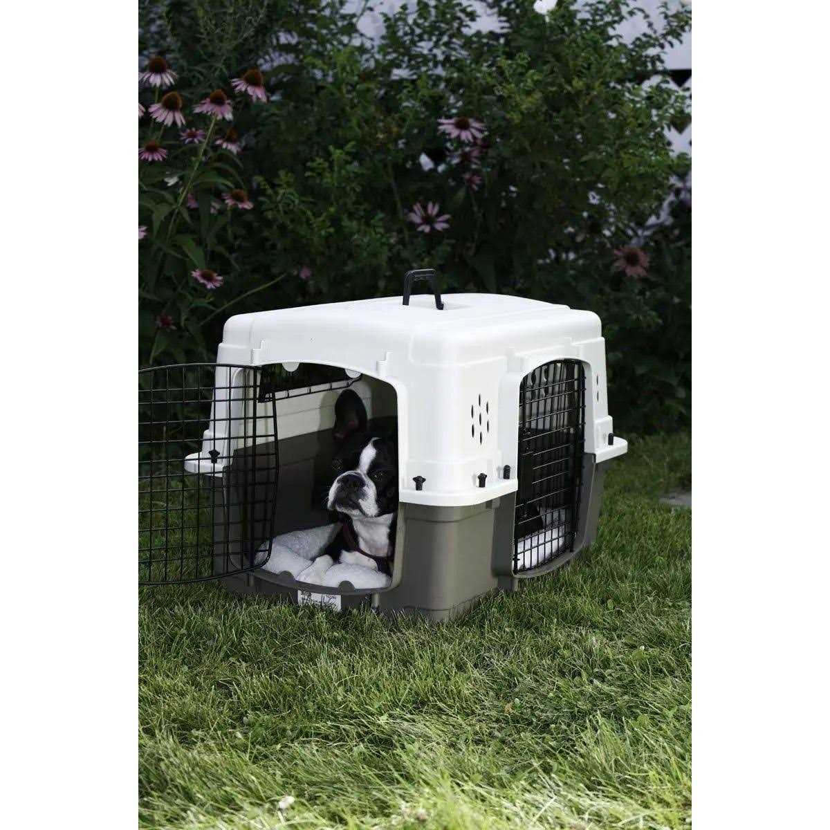 Alternative view of Pet Lodge Double Door Plastic Crate
