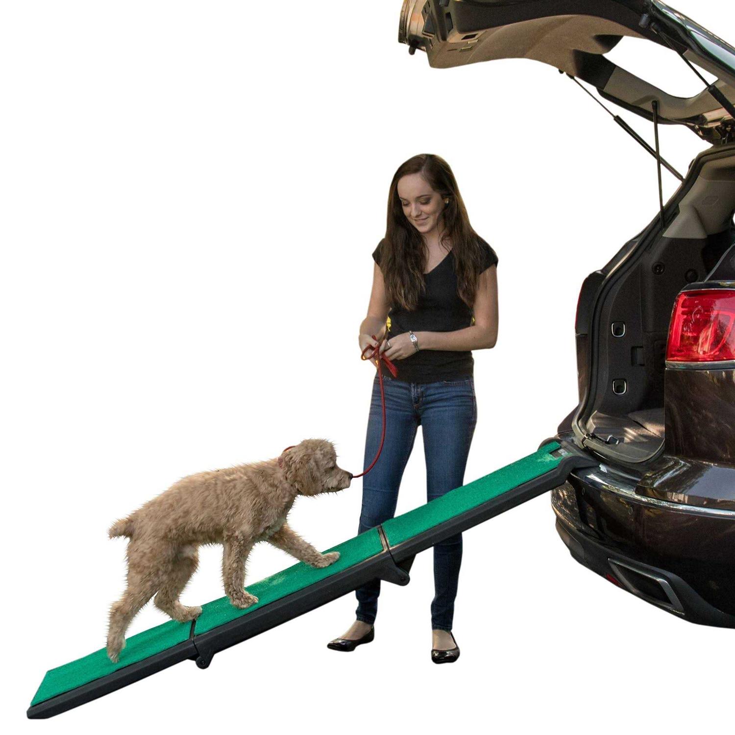 Alternative view of Pet Gear Bi-Fold Pet Ramp with supertraX