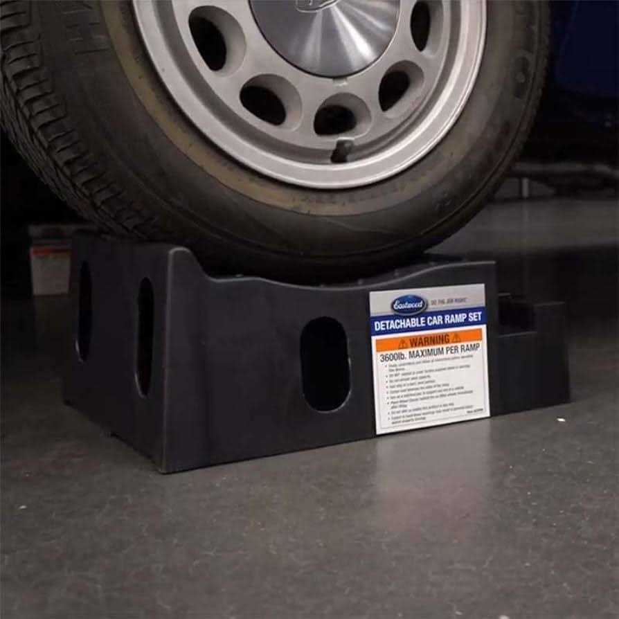 Alternative view of Eastwood Detachable Car Ramp Set