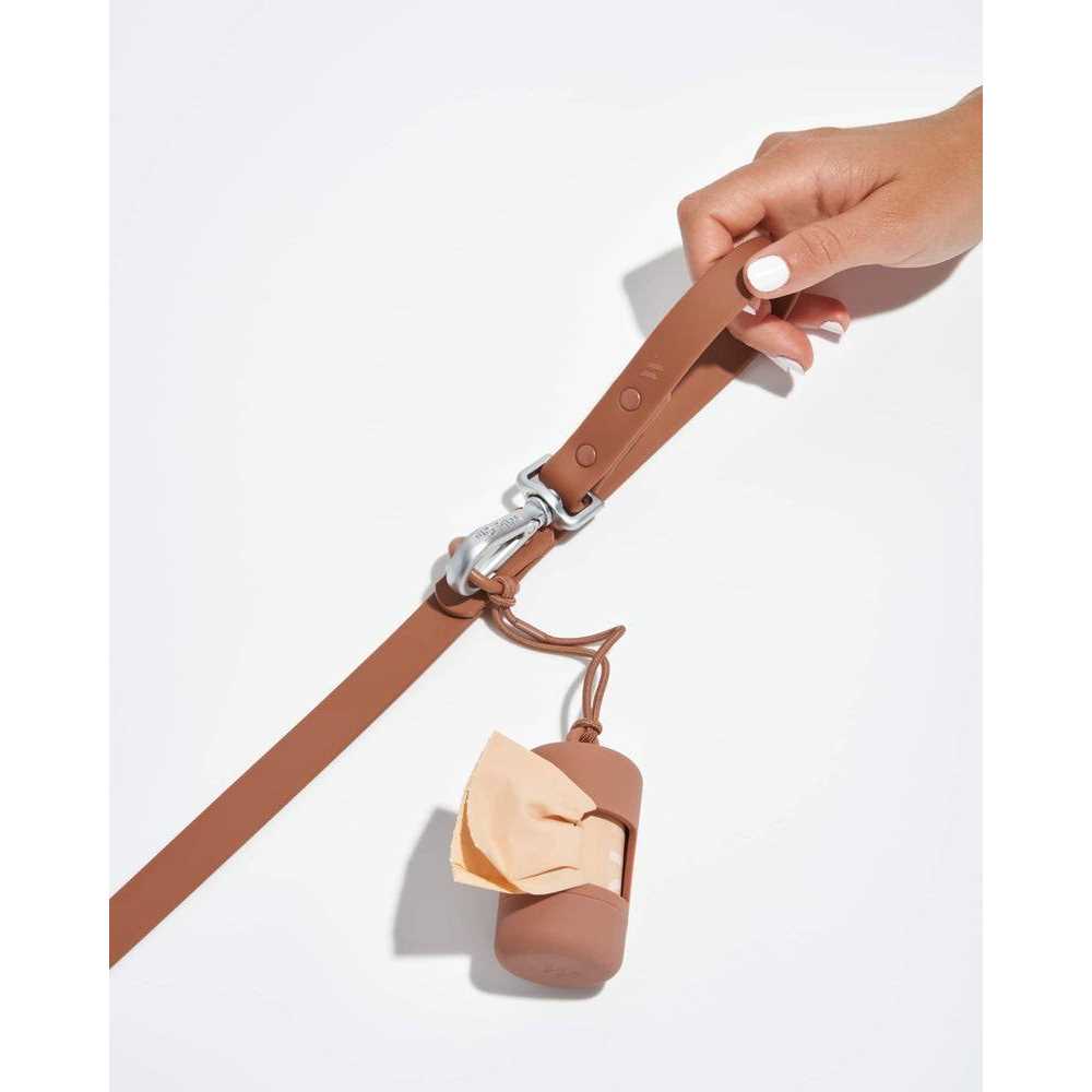 Alternative view of Wild One Dog Leash