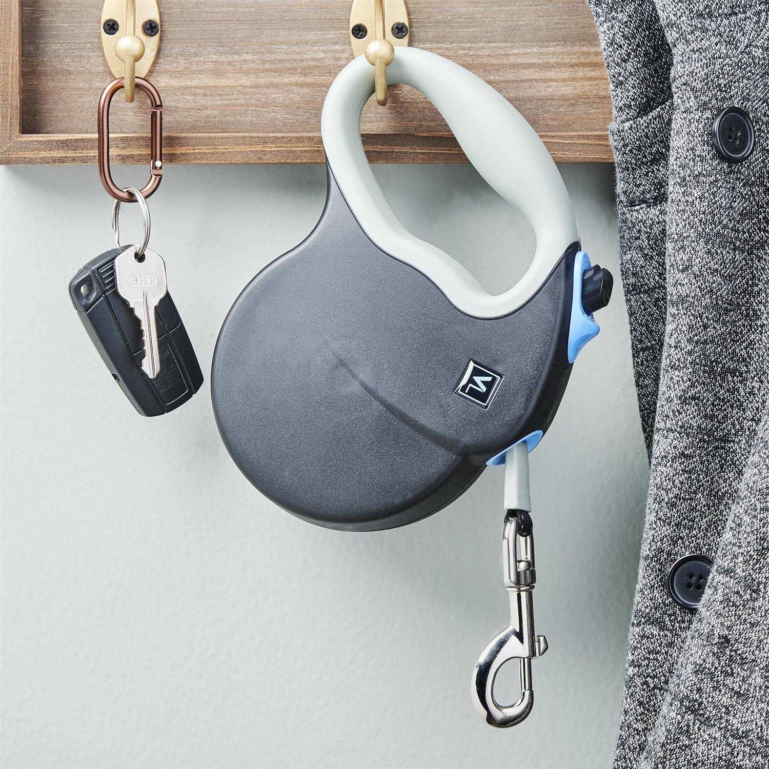 Alternative view of Vibrant Life Reflective Retractable Tape Leash