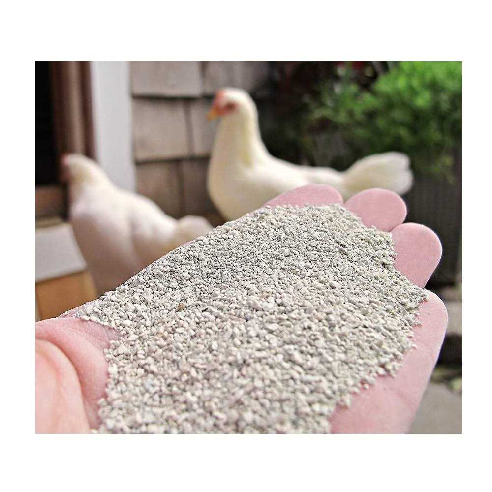 Alternative view of Standlee Sweet Coop