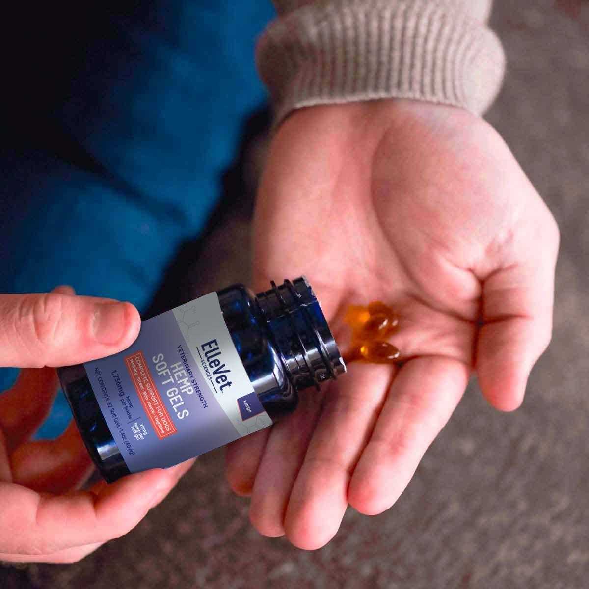 Alternative view of Hemp Oil For Mobility Calming & More Dogs