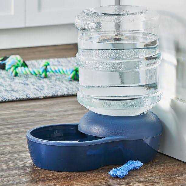 Alternative view of Vibrant Life Gravity Pet Waterer