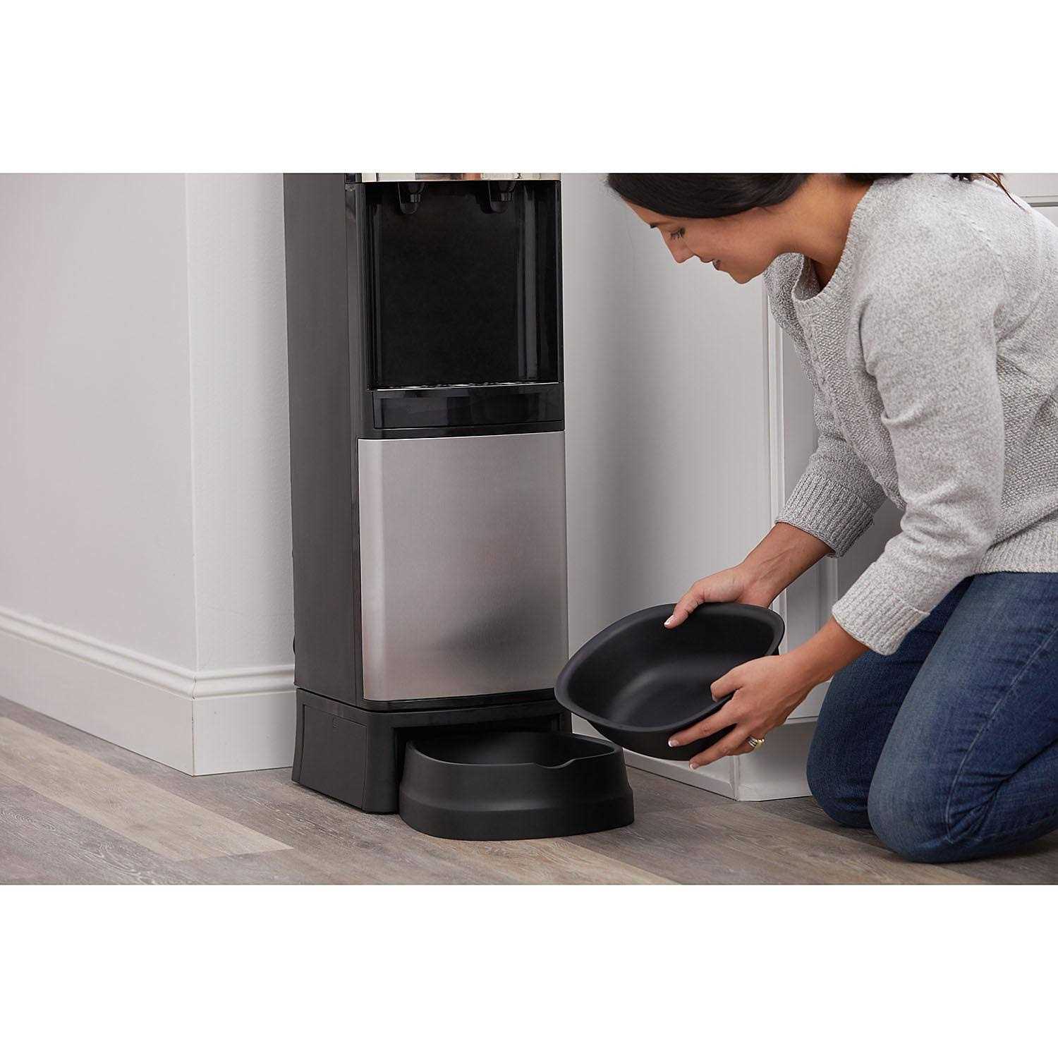 Alternative view of Primo Pet Station Water Dispenser Top Loading, Hot/Cold Temperature, Black and Stainless Steel