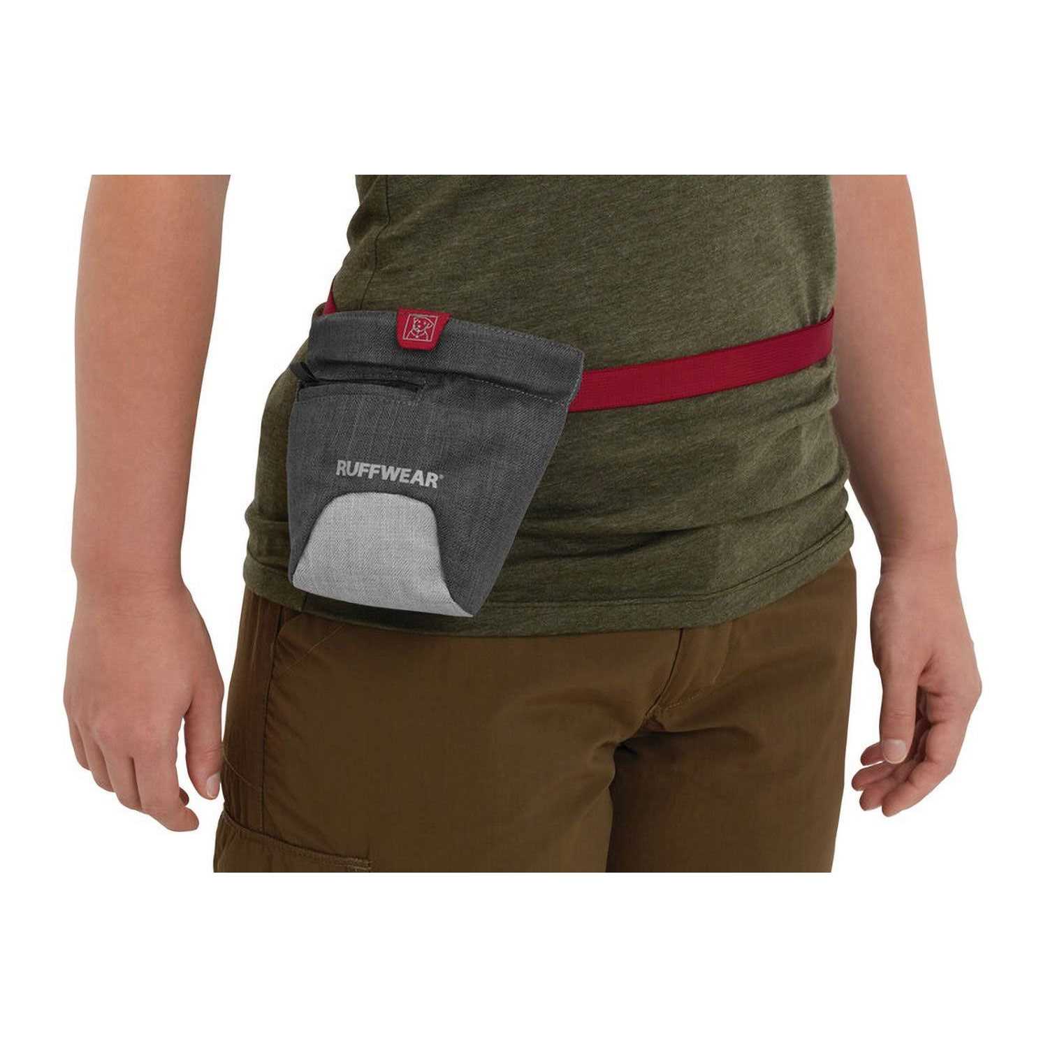 Alternative view of Ruffwear Treat Trader
