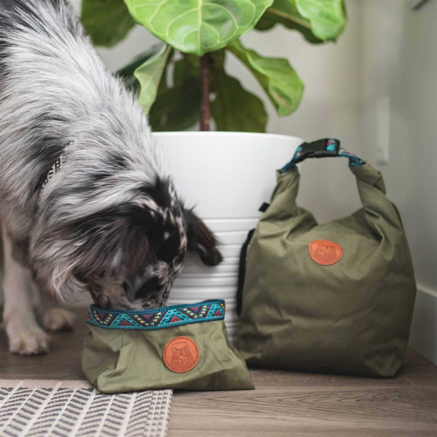 Alternative view of Wilderdog Doggie Bag