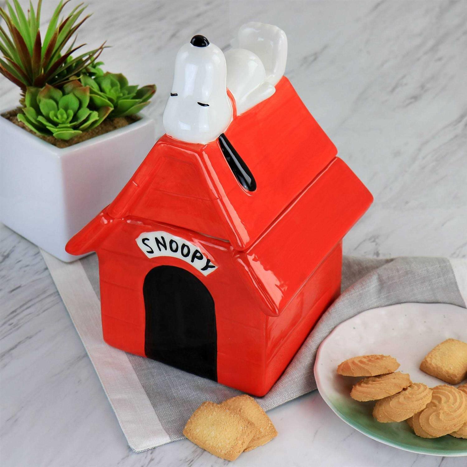 Alternative view of Gibson Peanuts Classic Snoopy 11.2 Dog House Durastone Cookie Jar