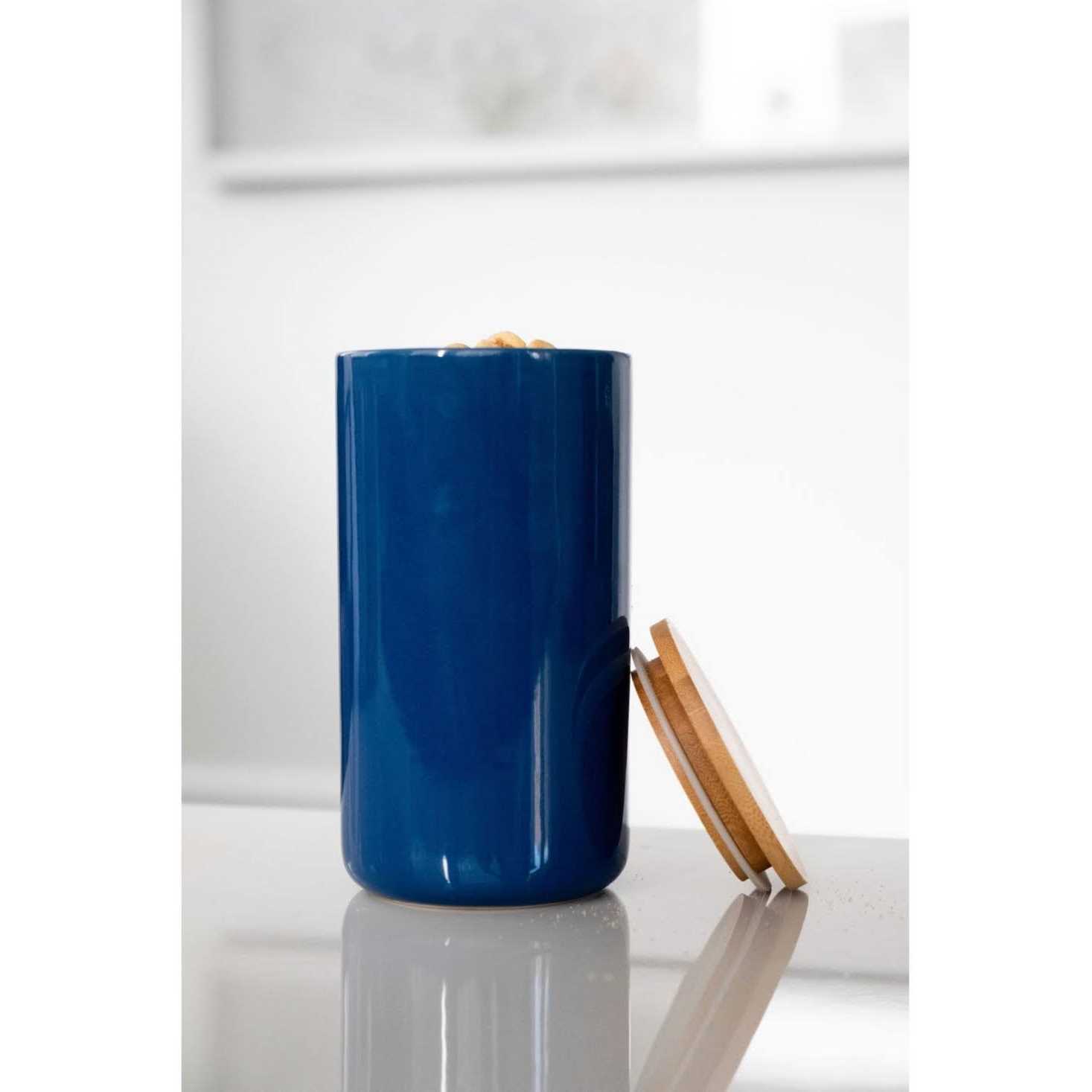Alternative view of Waggo Simple Solid Dog Treat Jar