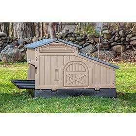 Alternative view of Snap Lock Regular Plastic Chicken Coop