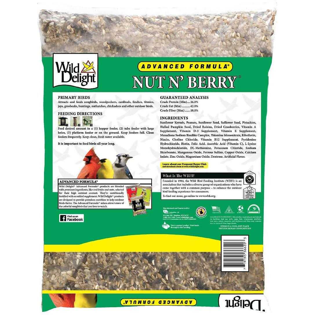 Alternative view of Wild Delight Nut N' Berry Bird Food