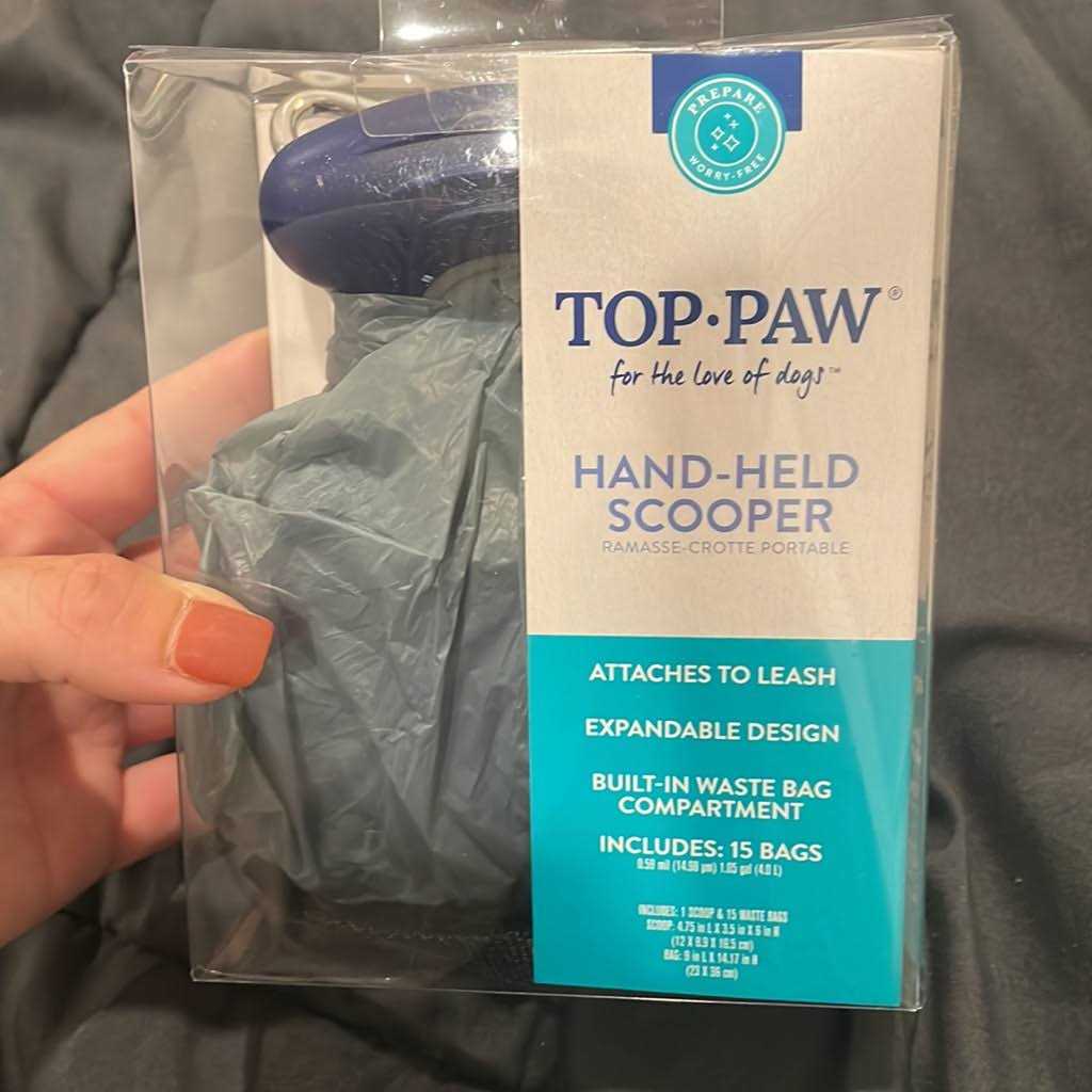 Alternative view of Top Paw Hand-Held Jaws Scoop