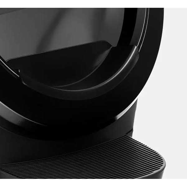 Alternative view of Whisker Litter-Robot 3 Fence